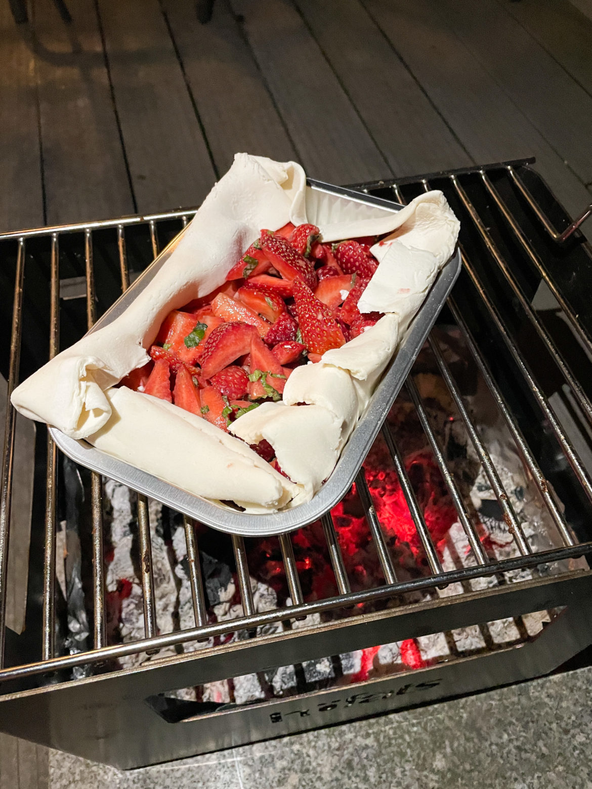 strawberry-bbq-cake-erdbeerkuchen-vom-grill-4810 Erdbeerkuchen vom Grill