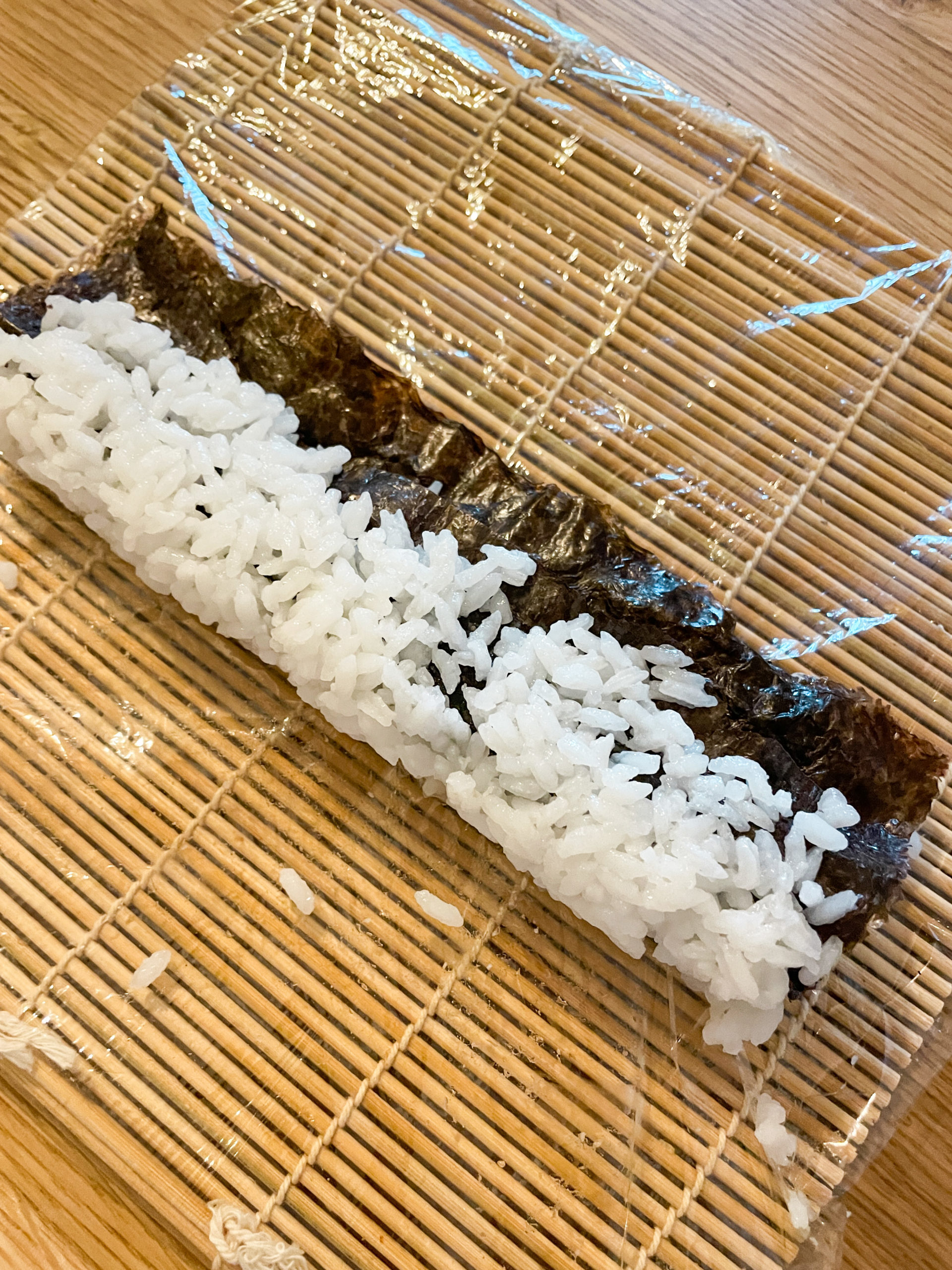 step by step instruction for rolling sushi