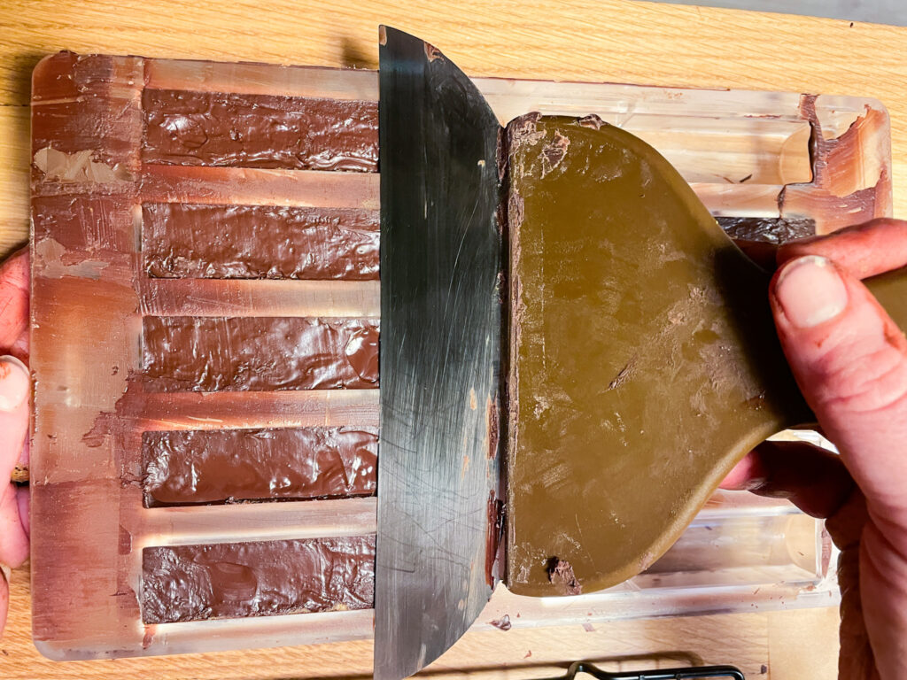 praline making